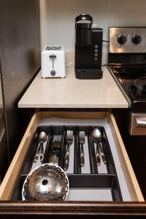 Stylish And Comfortable 1-Br In The Heart Of Detroit Buitenkant foto